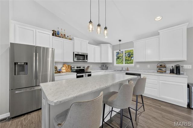 178 Austin Oaks Drive, Moscow Mills, MO 63362