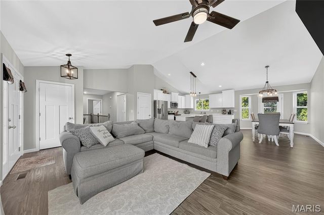178 Austin Oaks Drive, Moscow Mills, MO 63362
