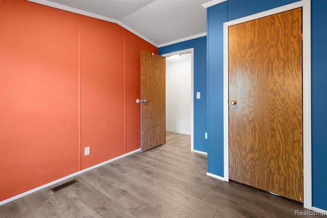 351 North Squirrel Rd, Auburn Hills, MI 48326