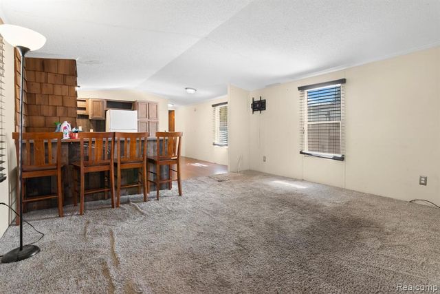 351 North Squirrel Rd, Auburn Hills, MI 48326