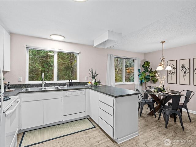 1030 204th Place SE, Bothell, WA 98012