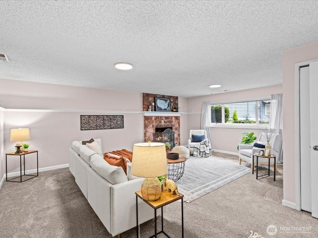 1030 204th Place SE, Bothell, WA 98012