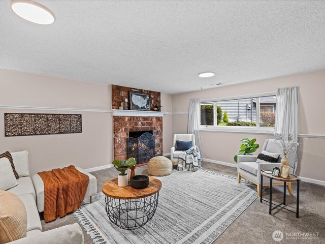 1030 204th Place SE, Bothell, WA 98012