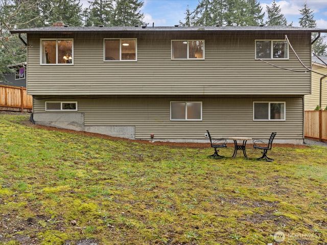 1030 204th Place SE, Bothell, WA 98012