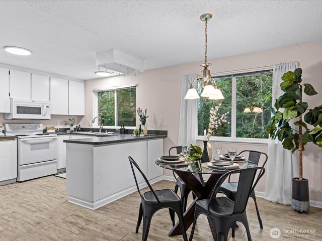 1030 204th Place SE, Bothell, WA 98012