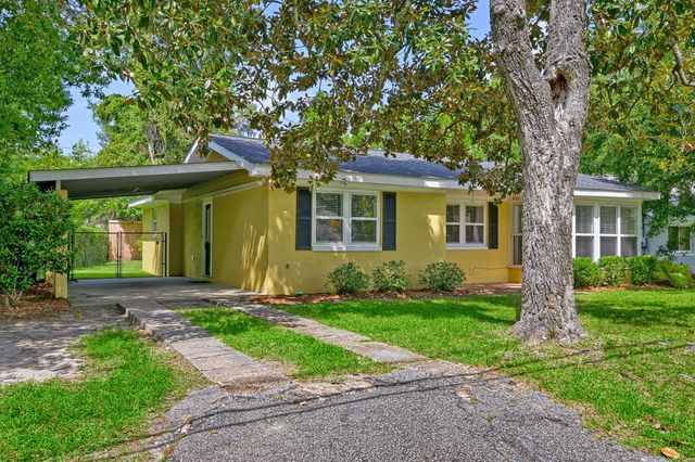 5 Briarcliff Drive, Charleston, SC 29407