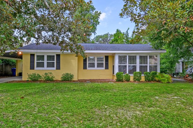 5 Briarcliff Drive, Charleston, SC 29407