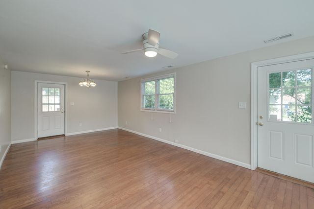 5 Briarcliff Drive, Charleston, SC 29407