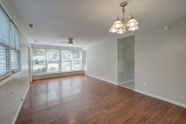 5 Briarcliff Drive, Charleston, SC 29407