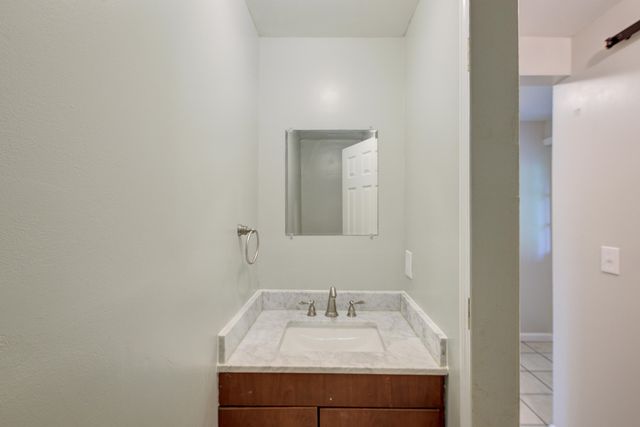 5 Briarcliff Drive, Charleston, SC 29407