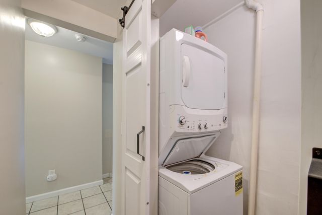 5 Briarcliff Drive, Charleston, SC 29407