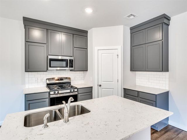 8530 Antler Lane, Guthrie, OK 73044