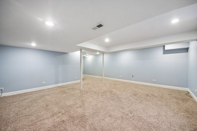 254 W Holly Court, Round Lake, IL 60073
