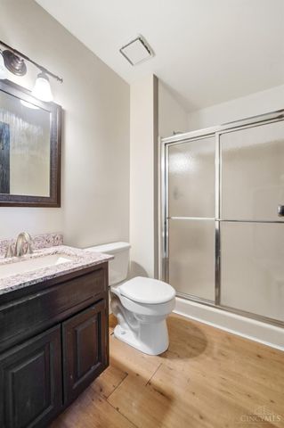 4 Gambier Circle, Greenhills, OH 45218