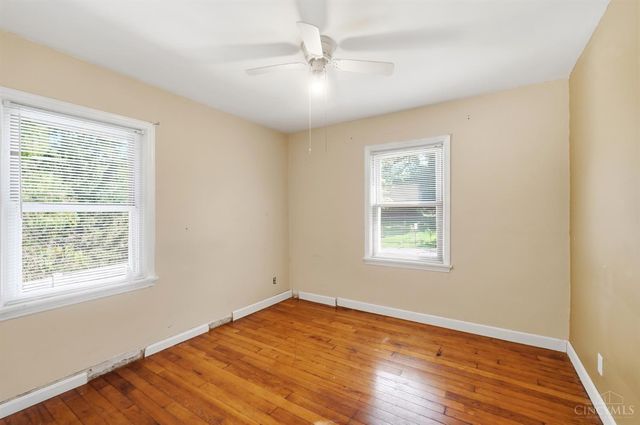 4 Gambier Circle, Greenhills, OH 45218