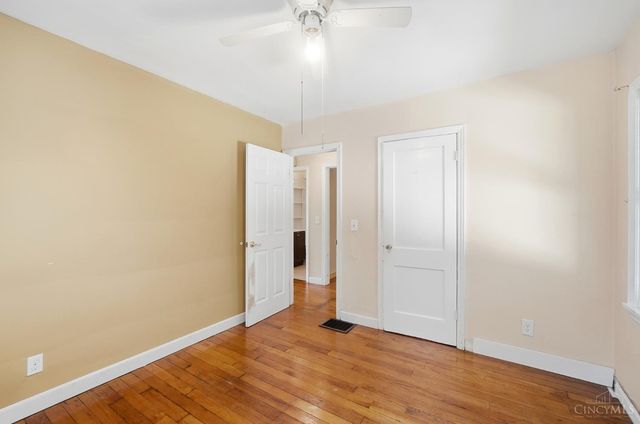 4 Gambier Circle, Greenhills, OH 45218