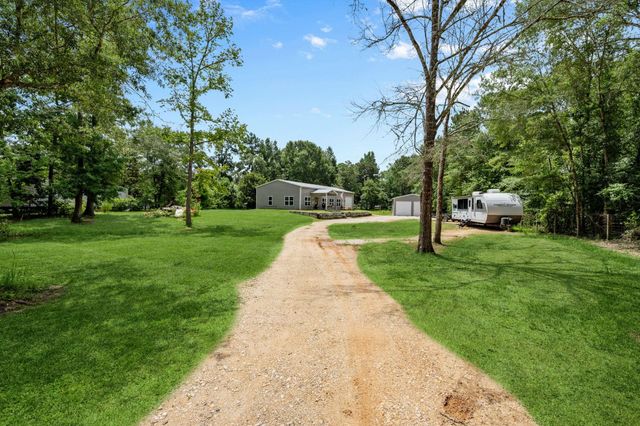 376 Jill Street, Shepherd, TX 77371