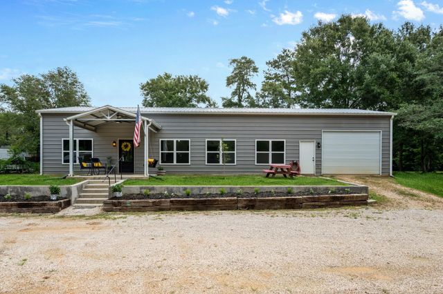 376 Jill Street, Shepherd, TX 77371