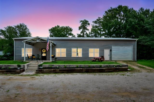 376 Jill Street, Shepherd, TX 77371