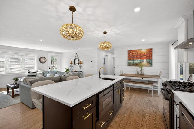 73 Braeburn Court, East Falmouth, MA 02536