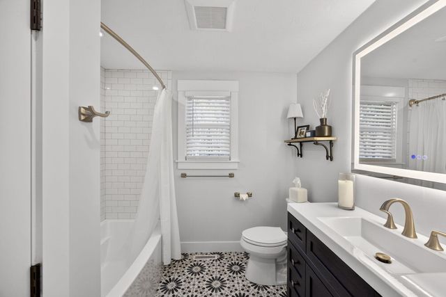 73 Braeburn Court, East Falmouth, MA 02536