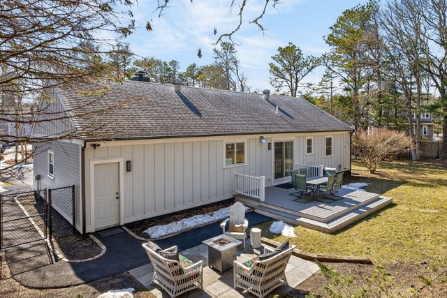 73 Braeburn Court, East Falmouth, MA 02536