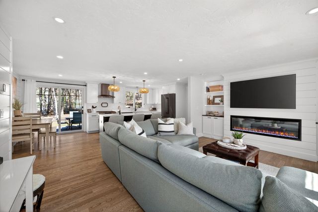 73 Braeburn Court, East Falmouth, MA 02536