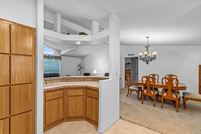 2552 Thorn Oak Drive SPC 72, Medford, OR 97501