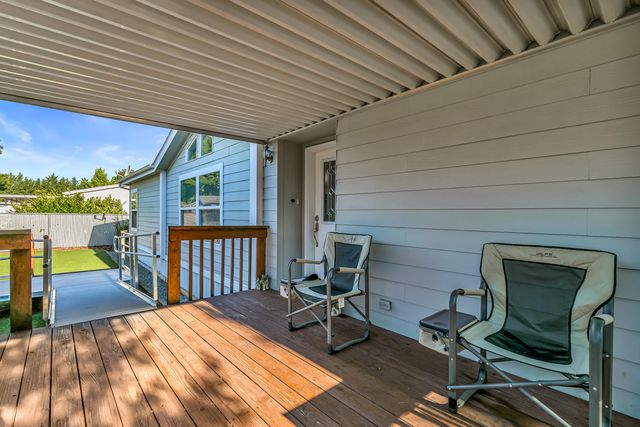 2552 Thorn Oak Drive SPC 72, Medford, OR 97501