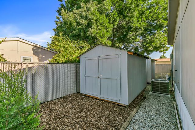 2552 Thorn Oak Drive SPC 72, Medford, OR 97501