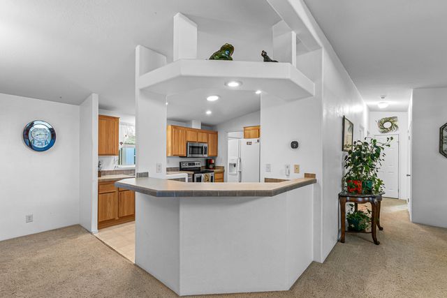 2552 Thorn Oak Drive SPC 72, Medford, OR 97501