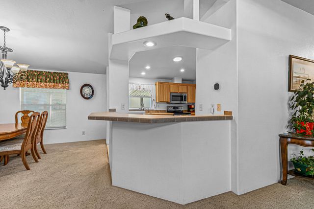 2552 Thorn Oak Drive SPC 72, Medford, OR 97501