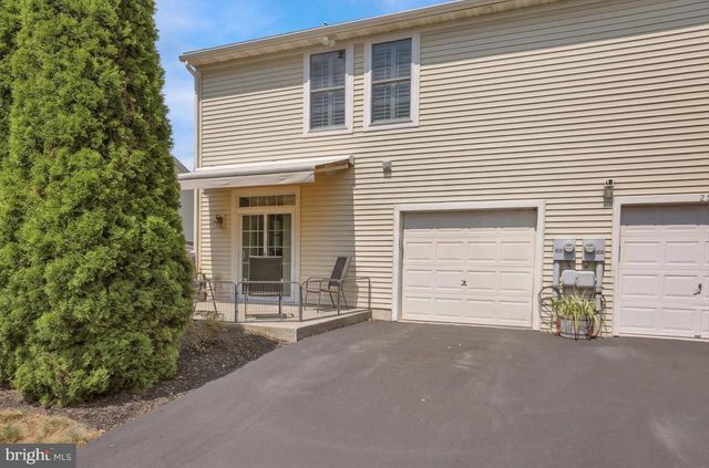 217 SPRINGMONT DR, Wyomissing, PA 19610