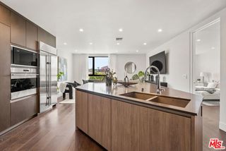724 N Croft Avenue 301, Los Angeles, CA 90069