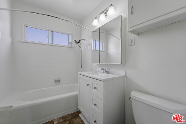 10958 Venice Boulevard, Culver City, CA 90232