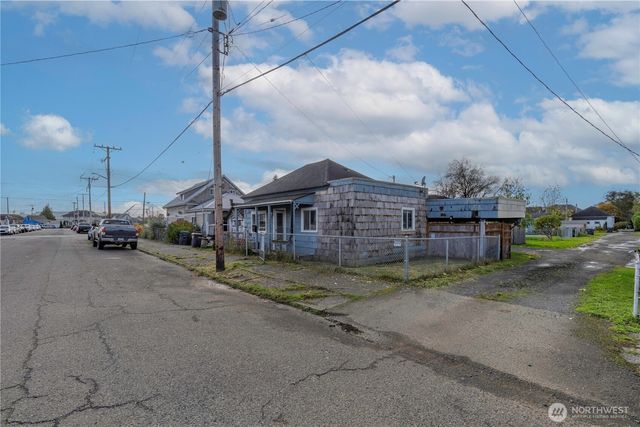 205 Jefferson Street, Hoquiam, WA 98550