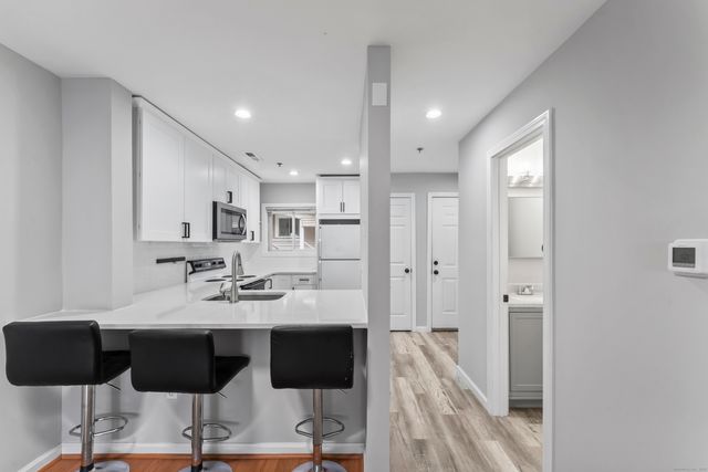 2660 North Avenue 217, Bridgeport, CT 06604