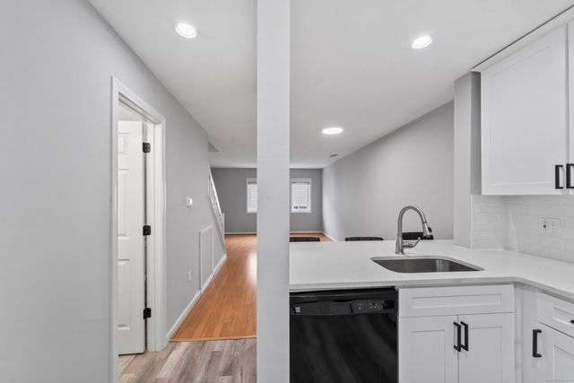 2660 North Avenue 217, Bridgeport, CT 06604