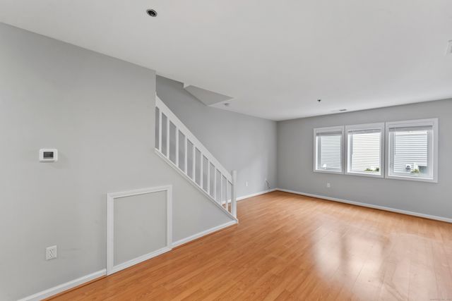 2660 North Avenue 217, Bridgeport, CT 06604