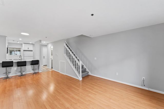 2660 North Avenue 217, Bridgeport, CT 06604