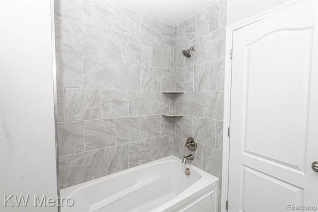 53188 Woodland Meadows Drive, Chesterfield, MI 48047