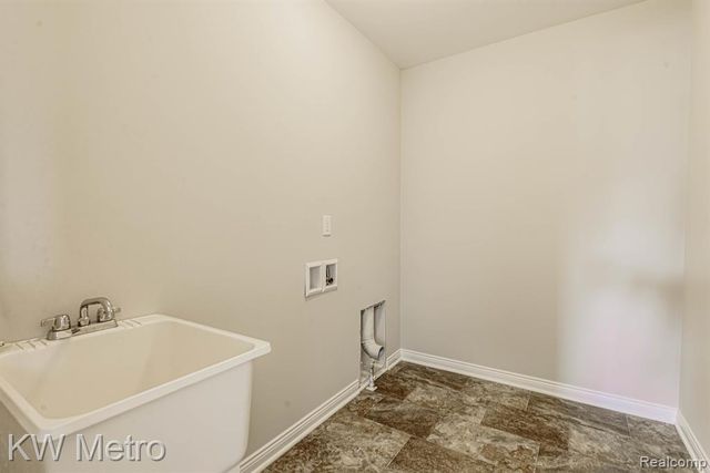 53188 Woodland Meadows Drive, Chesterfield, MI 48047