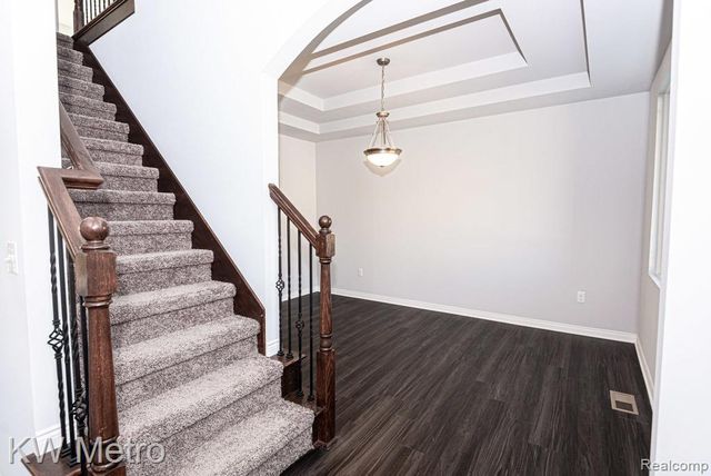 53188 Woodland Meadows Drive, Chesterfield, MI 48047