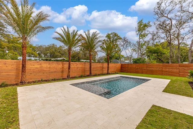 413 Ashantilly Ave, St Simons Island, GA 31522