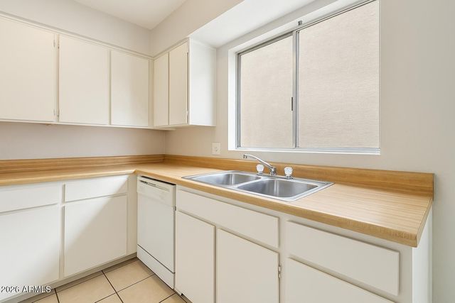 2605 E Lemon Street, Tempe, AZ 85288