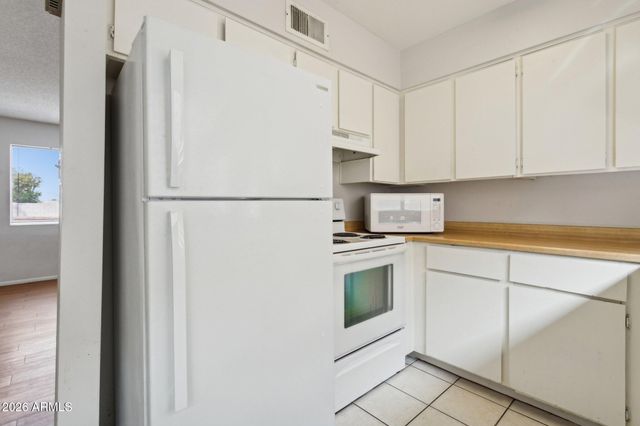 2605 E Lemon Street, Tempe, AZ 85288