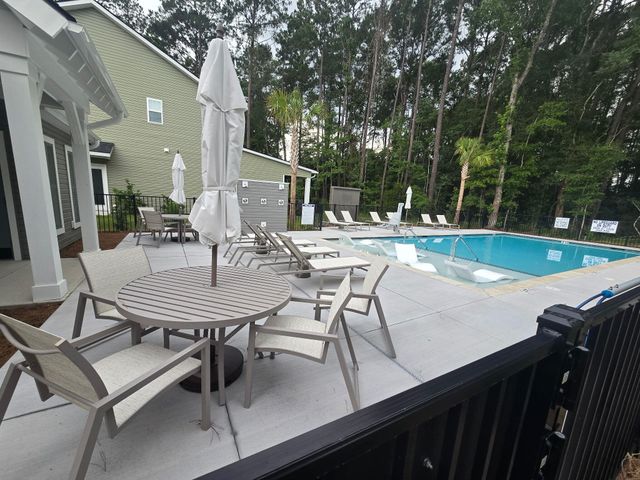 201 Twin Rivers Drive, Wando, SC 29492