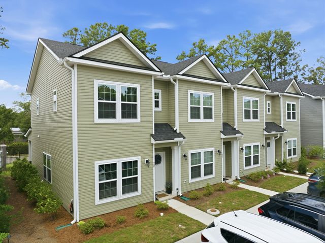 201 Twin Rivers Drive, Wando, SC 29492