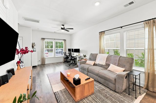 201 Twin Rivers Drive, Wando, SC 29492