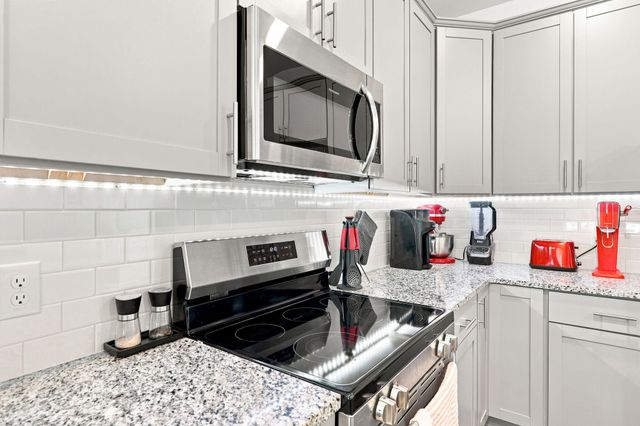 201 Twin Rivers Drive, Wando, SC 29492